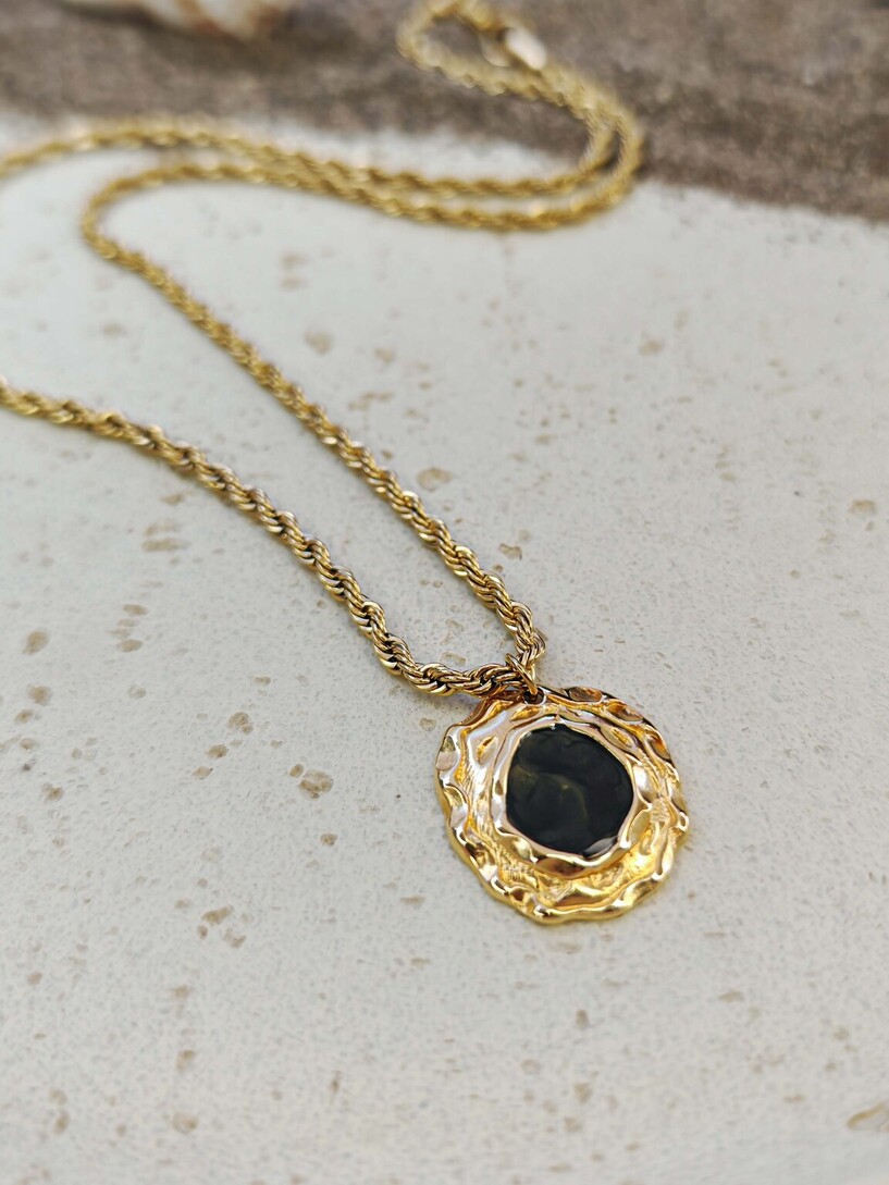 Blacky necklace