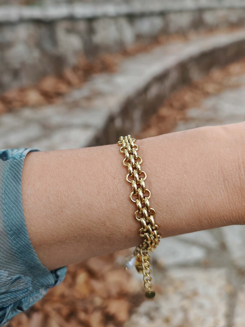Acorn bracelet 