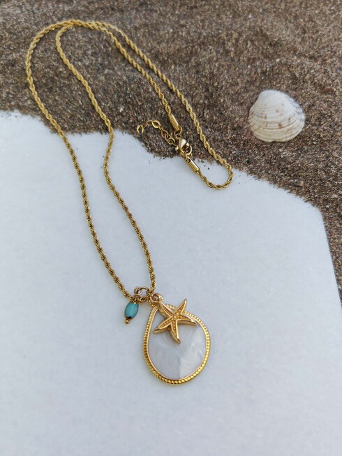 Treasure of the sea necklace