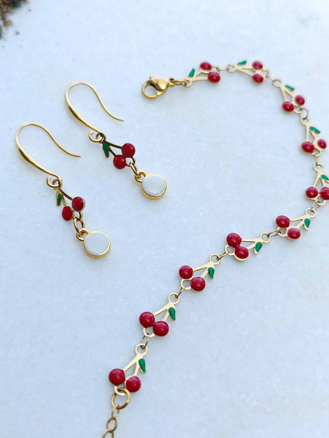 Cherries set