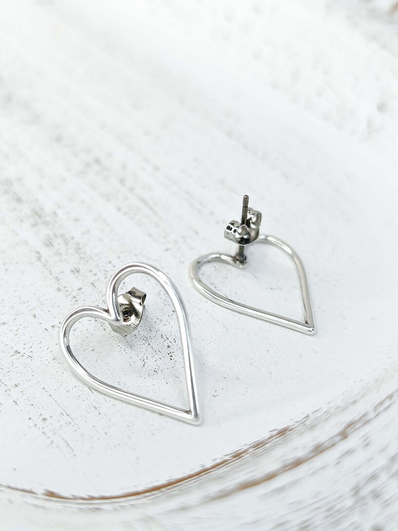 Silver hearts earrings 