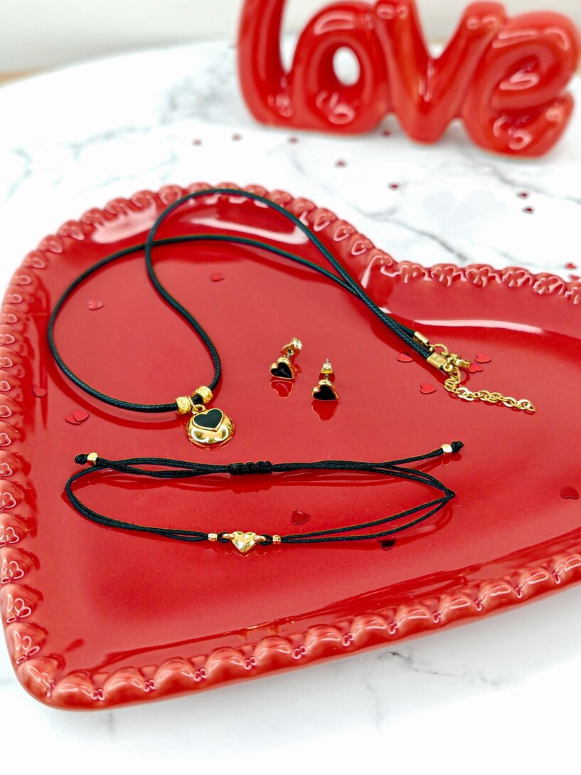 Black hearts set