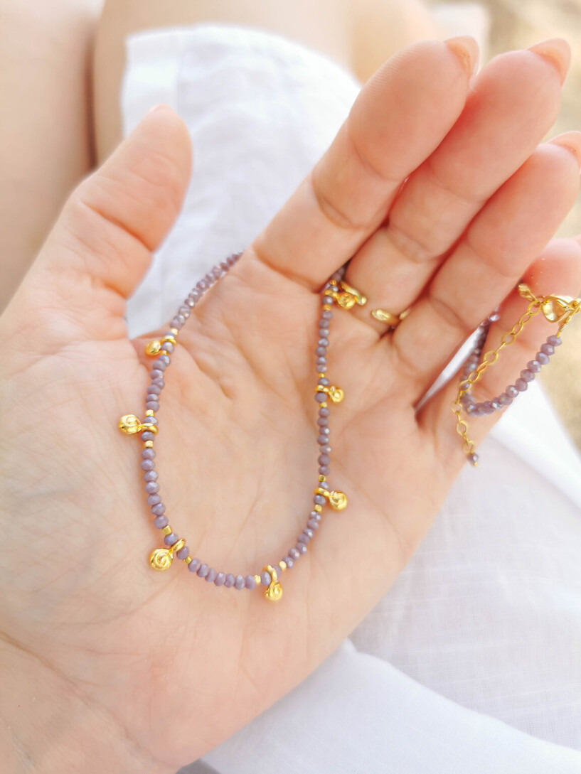 Purple shells necklace