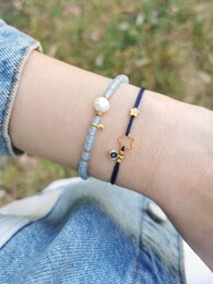 Daisy bracelet