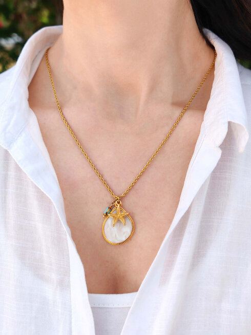 Treasure of the sea necklace