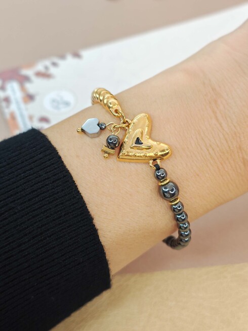 Heart bracelet 