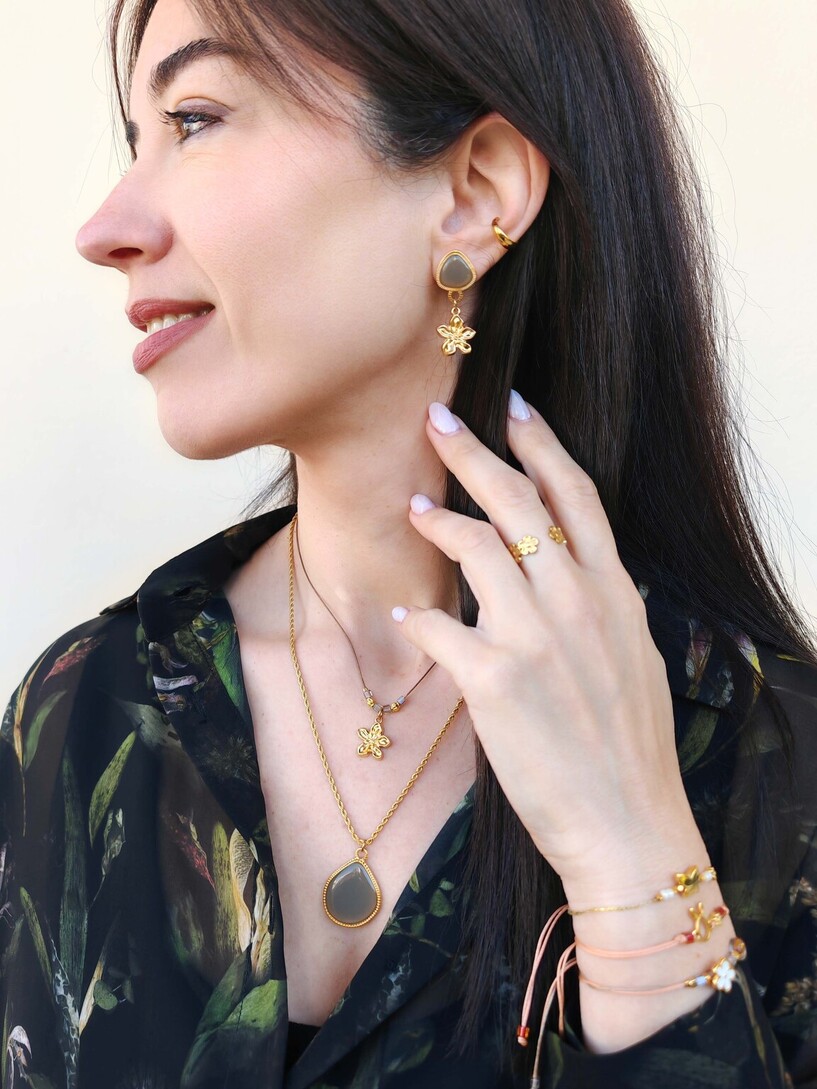 Flores earrings 