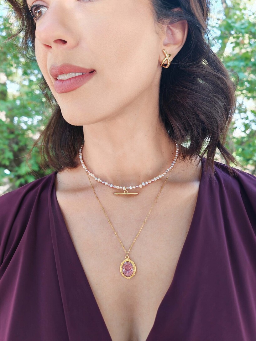 Rose necklace