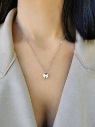 Heartbeat necklace