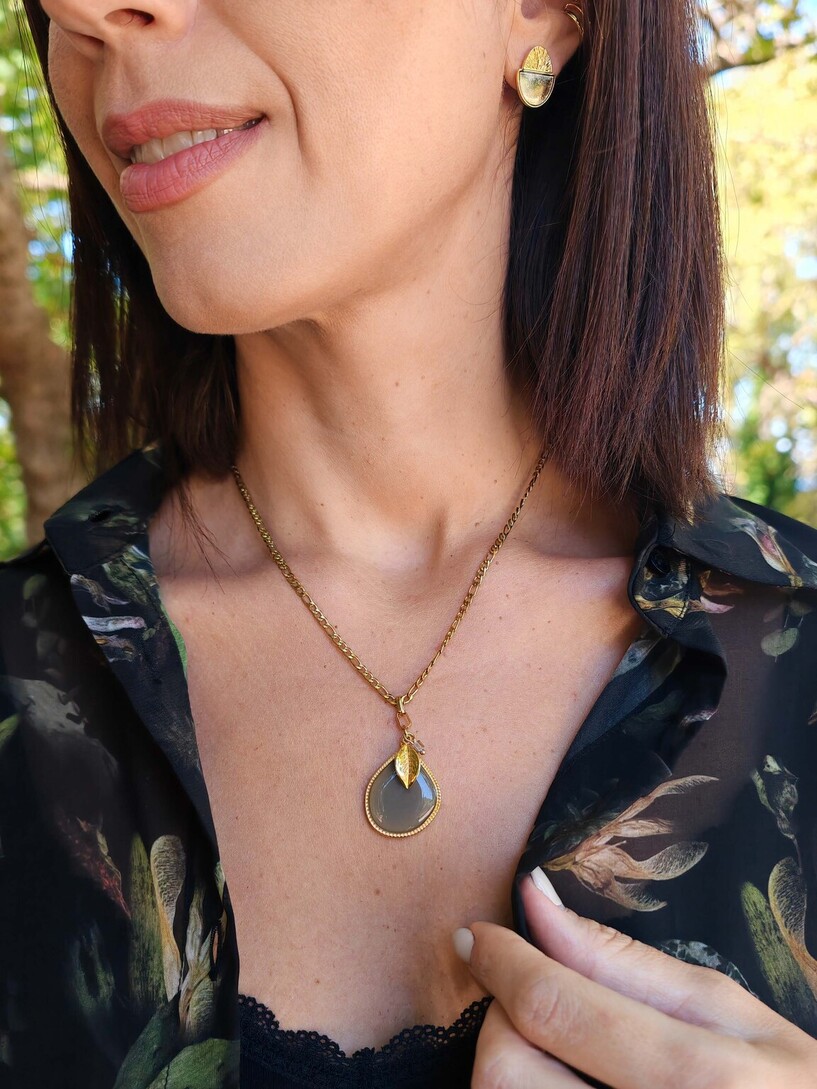 Acorn earrings 