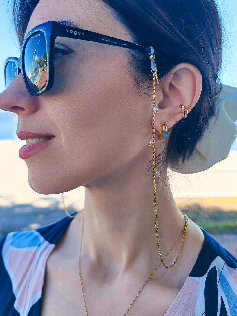 Pearls eyeglasses chain