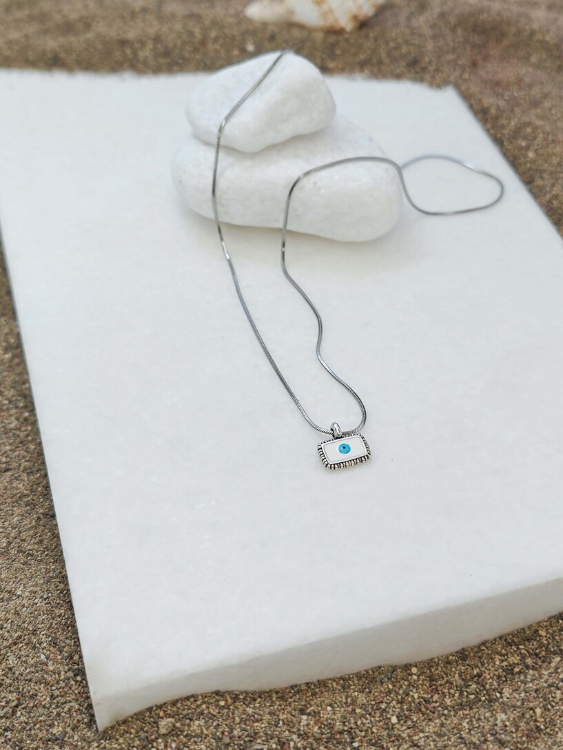 Eye necklace