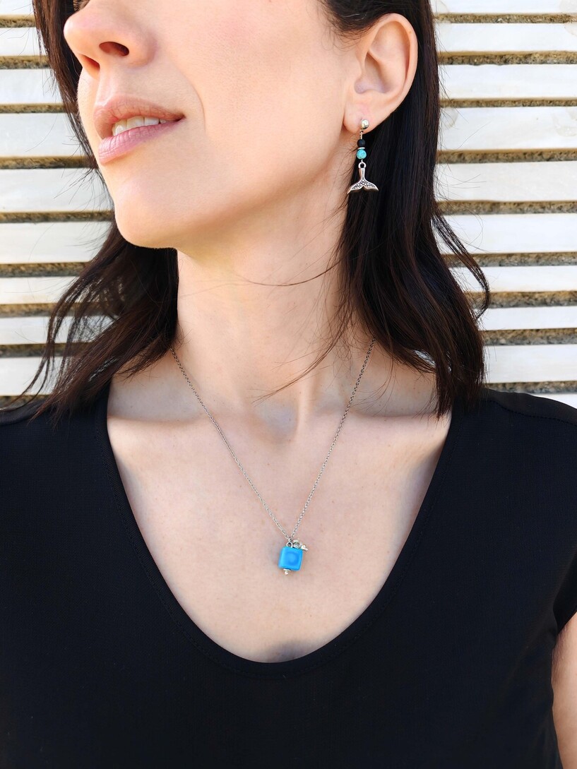 Cube necklace