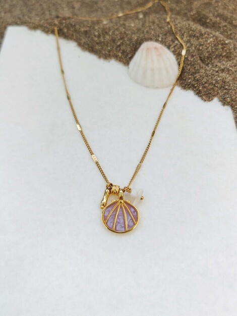 Purple shell necklace