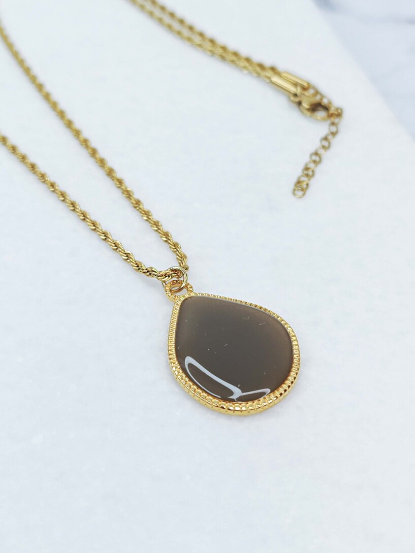 Tear necklace 