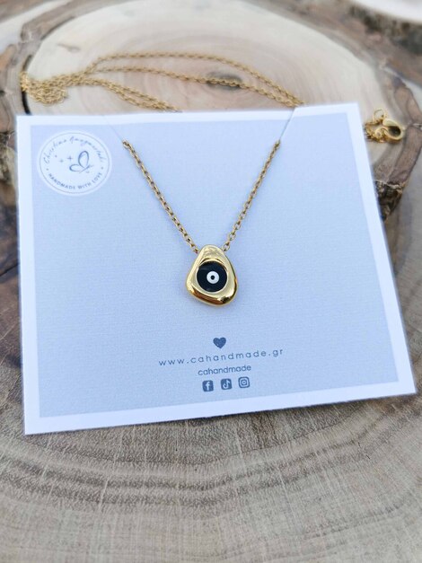 Black ojo necklace
