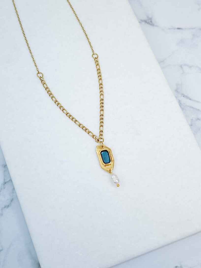 Blue lagoon necklace