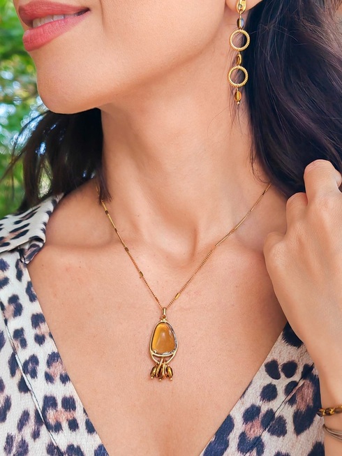 Marron necklace 
