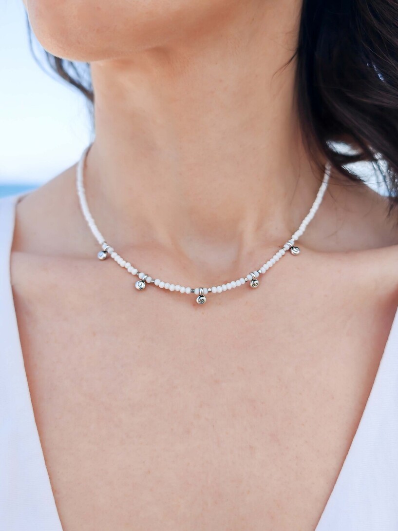 Shells necklace