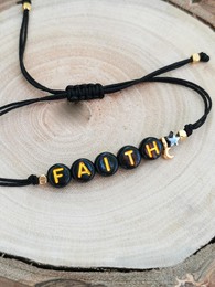 Personalised name/word bracelet