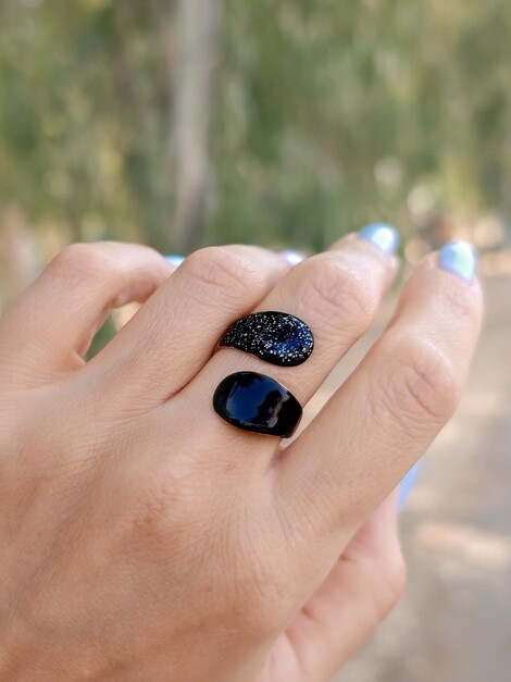 Noche stainless steel ring