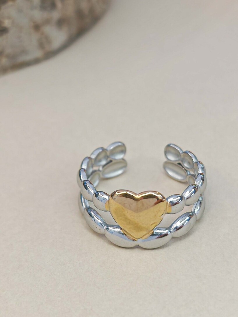 Love me ring 