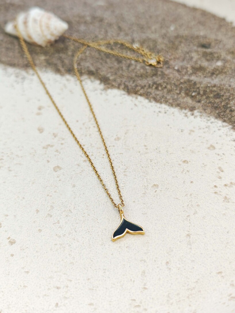 Black mermaid necklace