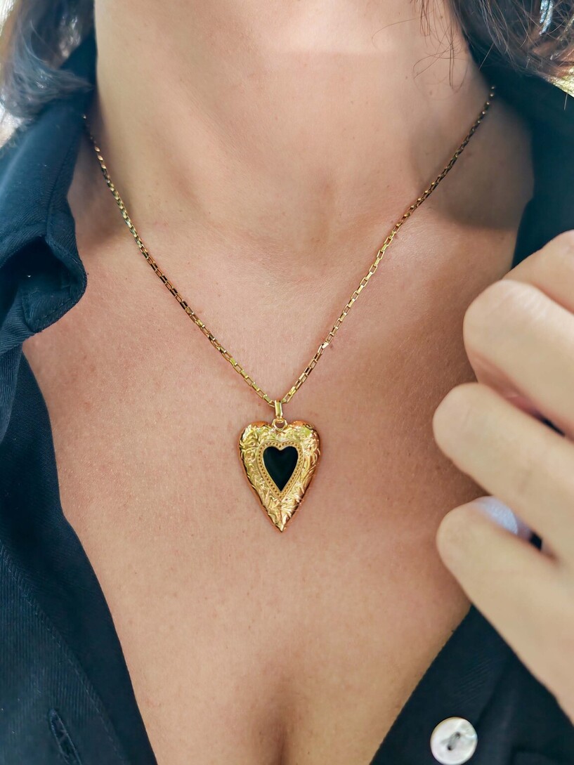 Bella necklace 