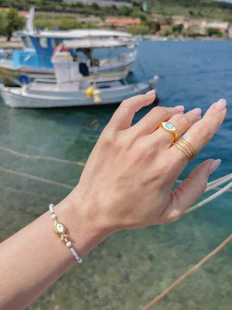 White fish bracelet