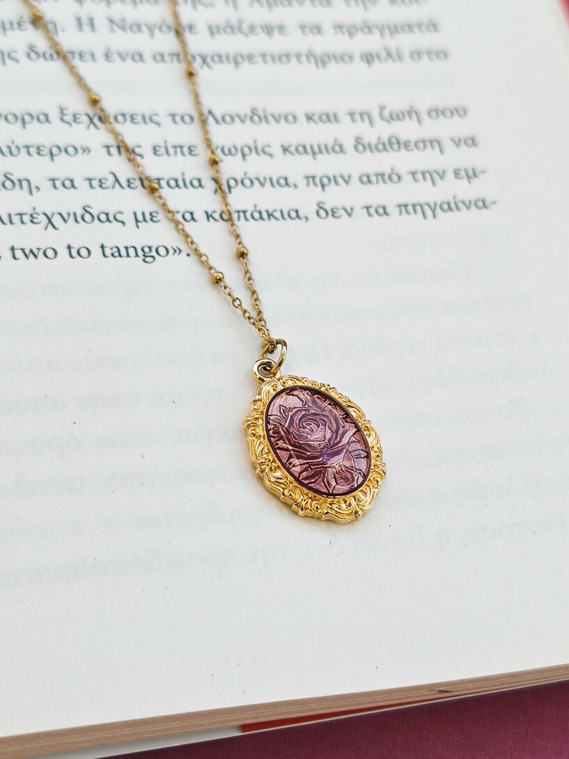 Rose necklace