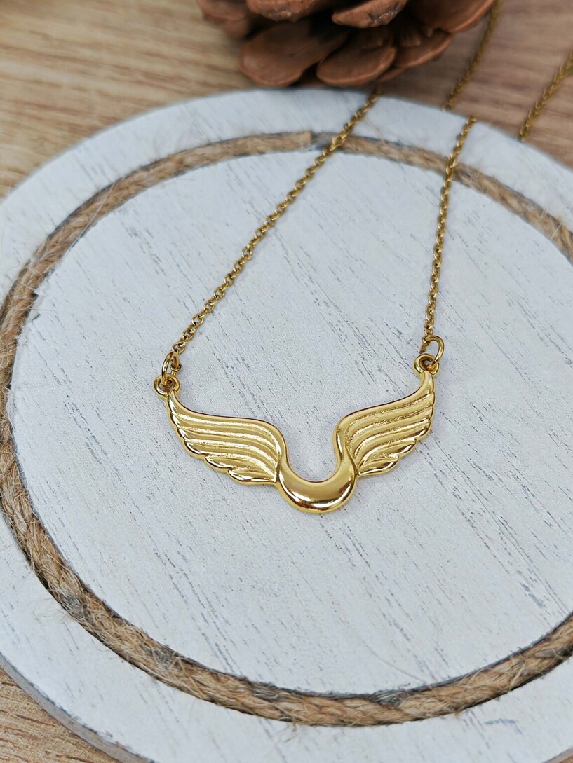 Wings necklace
