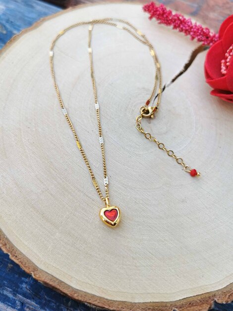 Chain heart necklace