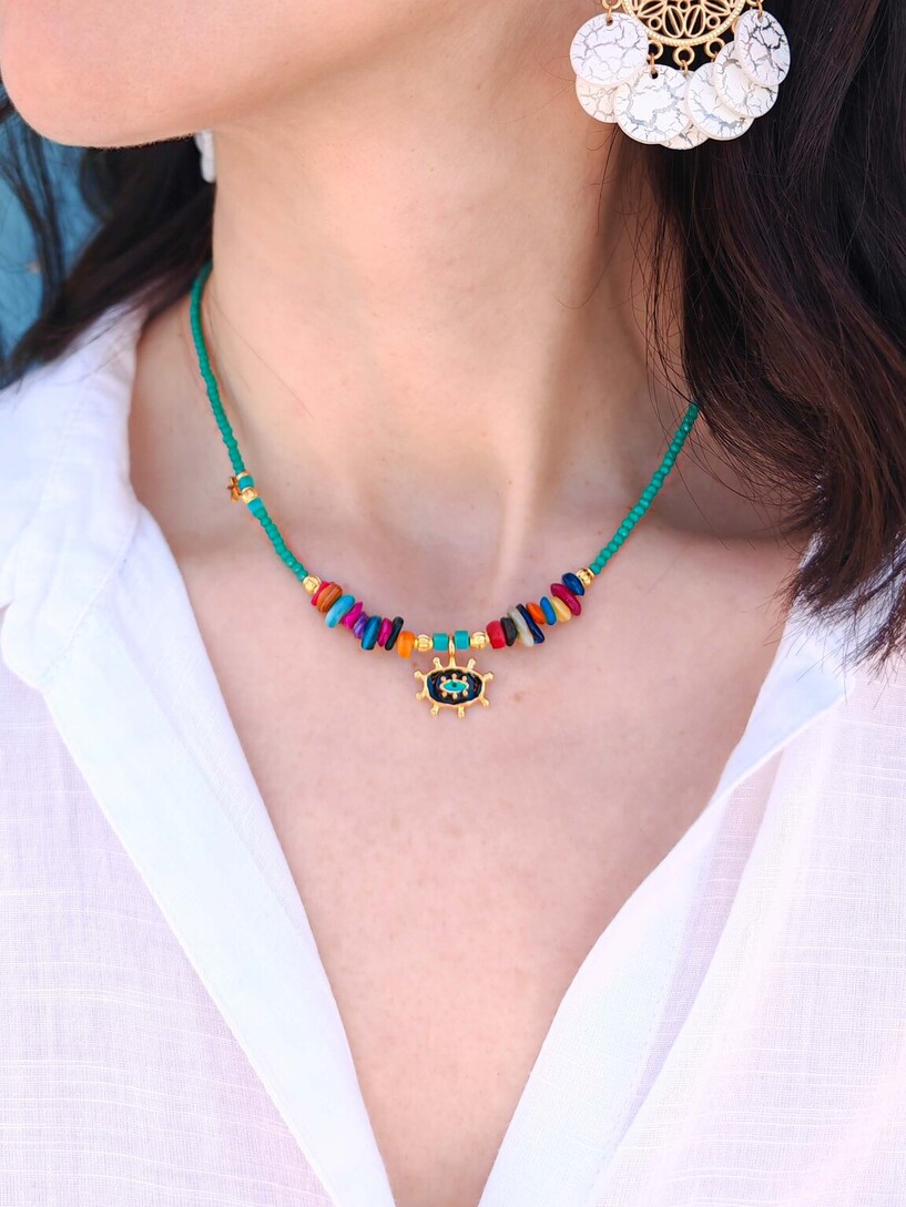 Palette necklace