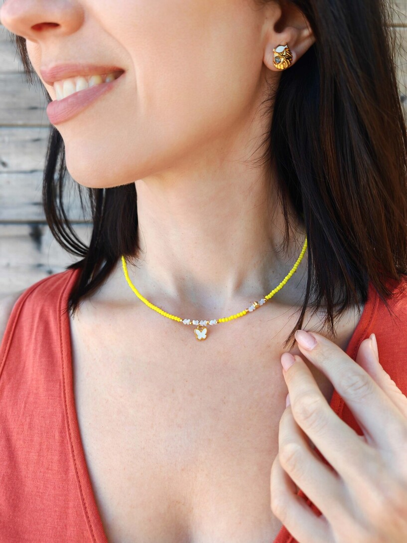 Mariposa necklace