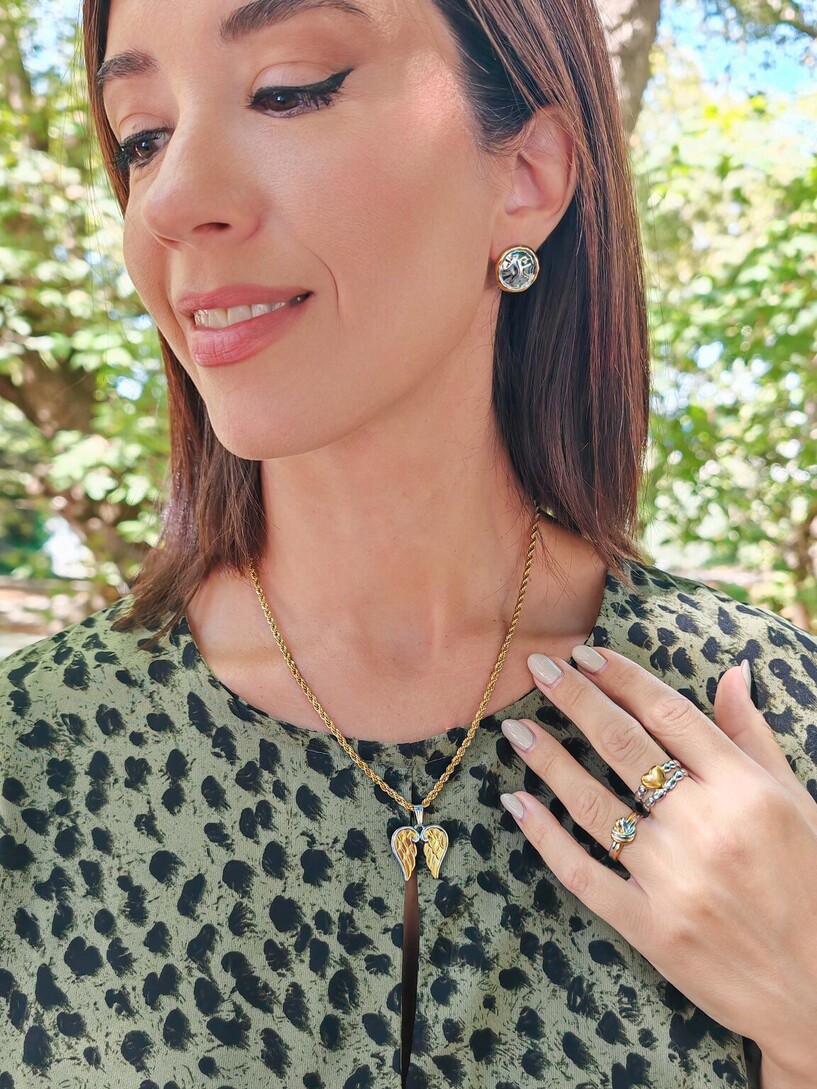 Angel necklace
