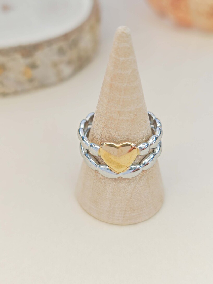 Love me ring 