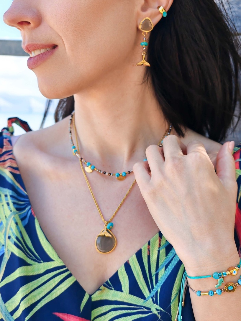 Sail away necklace