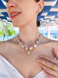 Statement necklace 