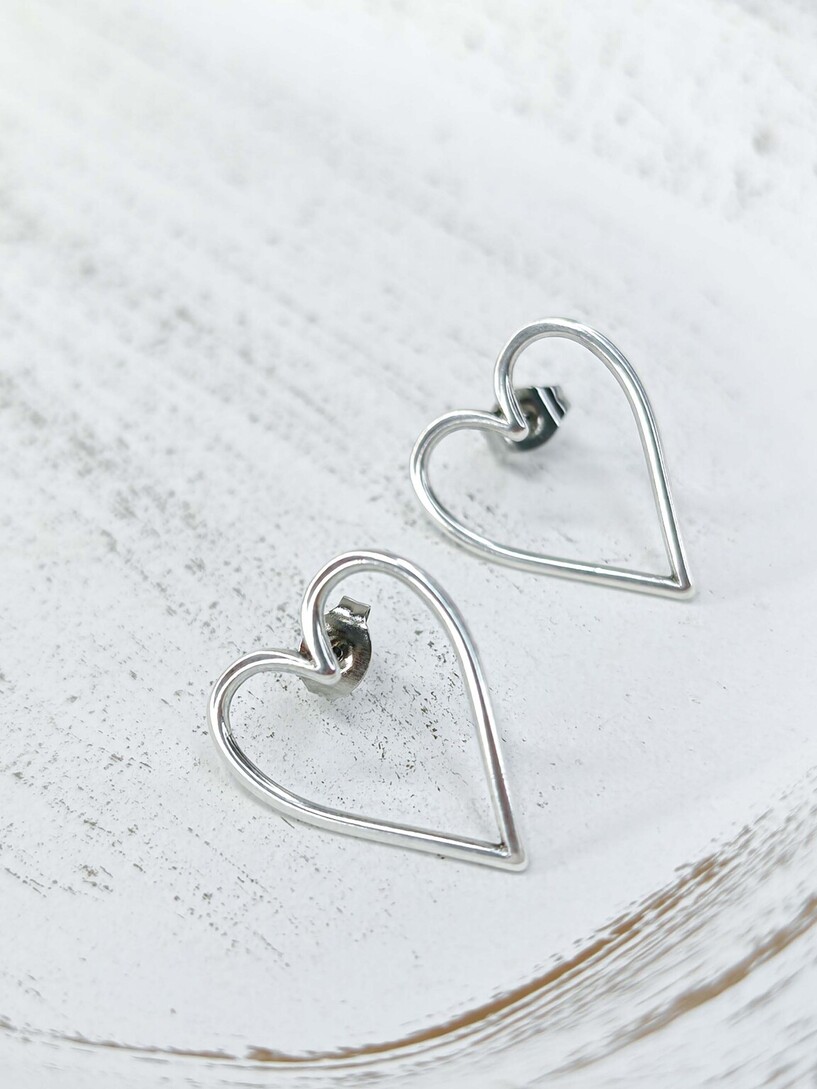 Silver hearts earrings 