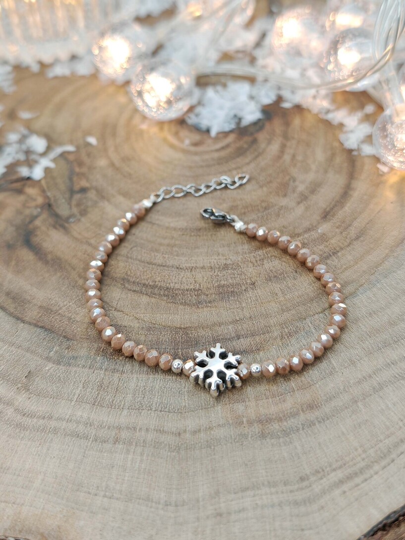 Snowflake bracelet