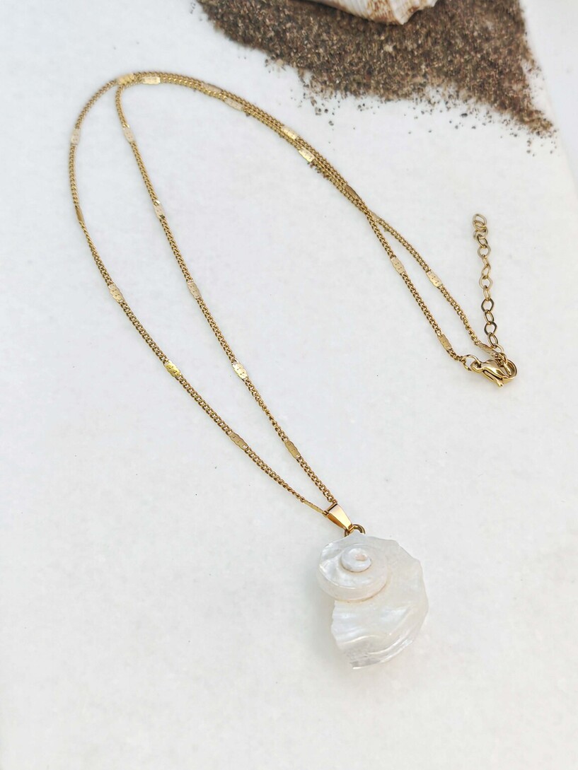 Echo necklace 