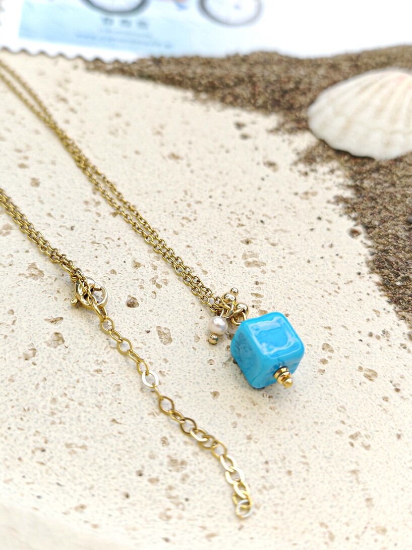 Cube necklace
