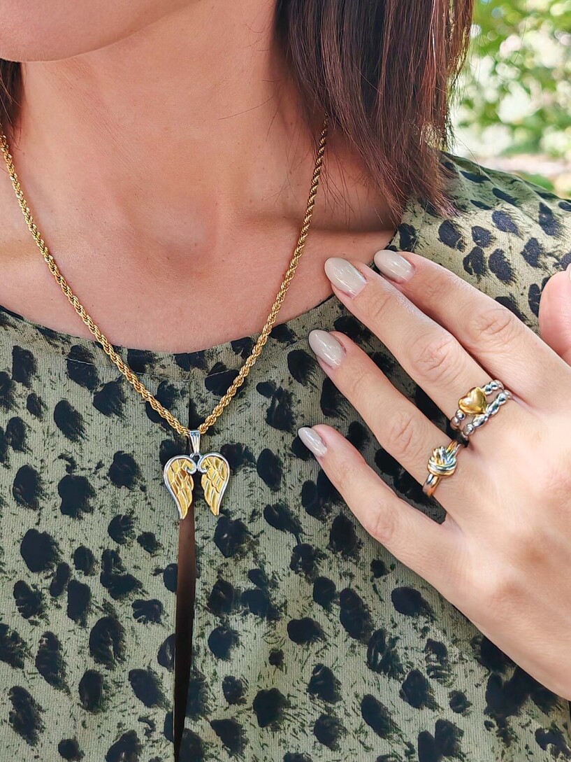 Angel necklace