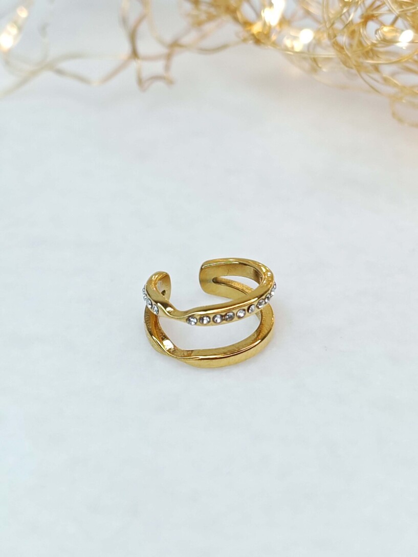 Sparkle gold ear cuff