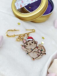 Catmas Brooch