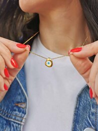 White Ojo necklace