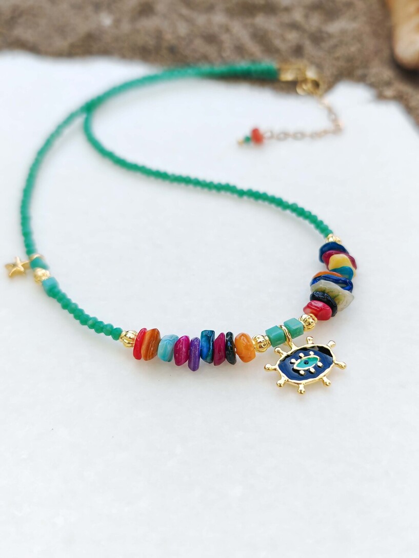 Palette necklace