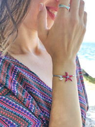 Starfish macrame bracelet