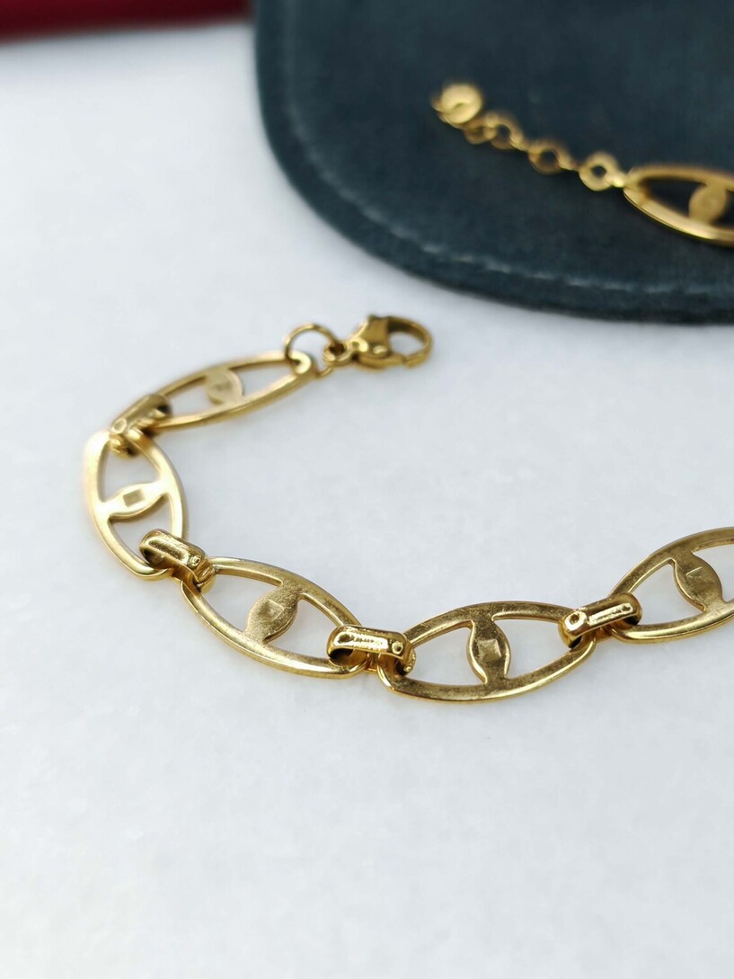 Ojos stainless steel bracelet