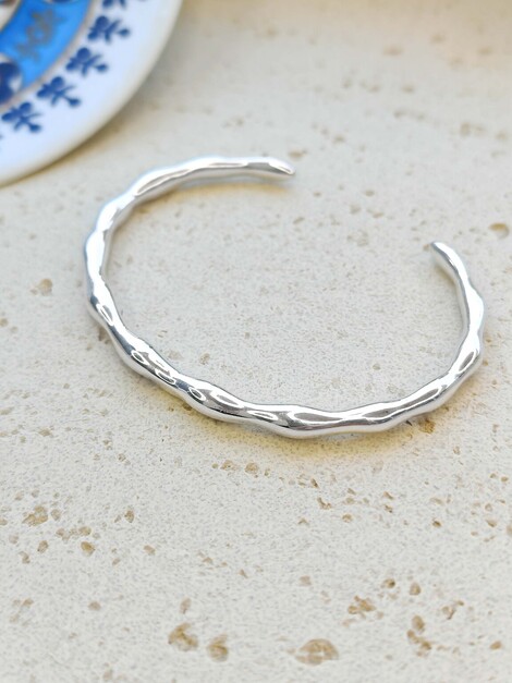 Almyra bangle bracelet